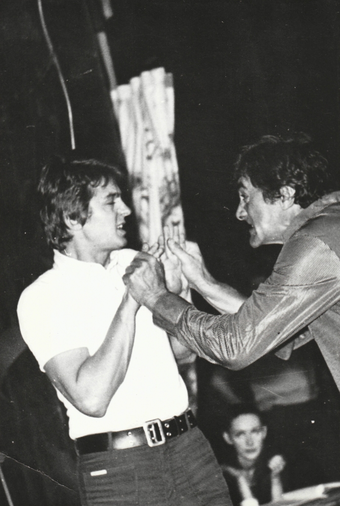 Pillantás a hídról